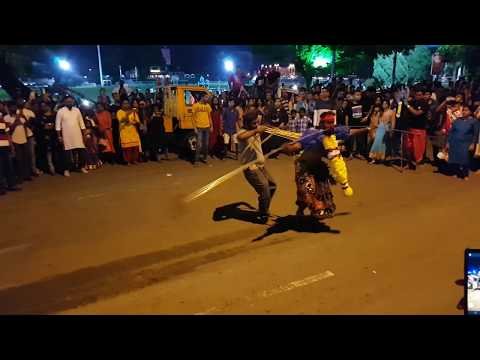 [Must Watch!!] Ipoh Thaipusam 2020 – Devotee in Trance Spin with Long Mouth Spear – Part 2